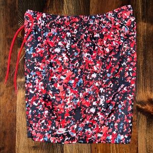 Nike Woven Above Knee Classic Shorts M